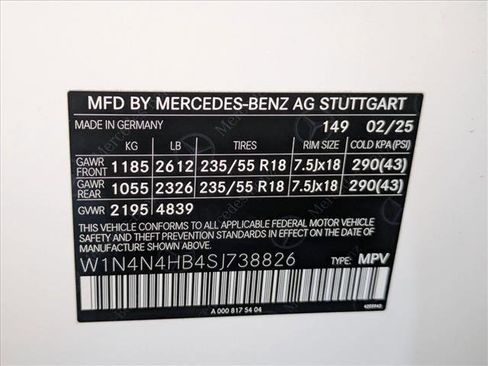 Certified 2025 Mercedes-Benz GLA 250 4MATIC image 28
