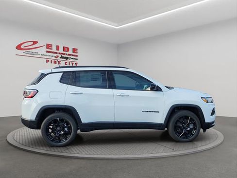 New 2026 Jeep Compass Latitude w/ Quick Order Package 29K image 6