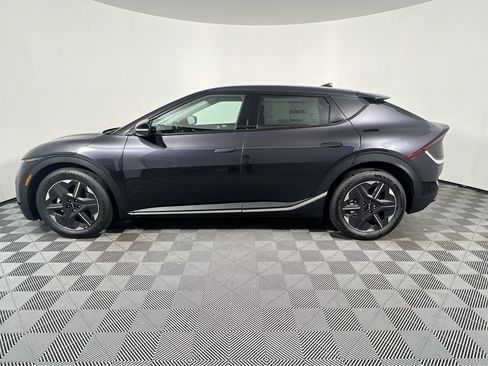 New 2026 Kia EV6 Light RWD image 8