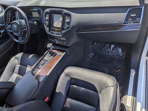 Used 2016 Volvo XC90 T6 Momentum w/ Protection Package Plus AWD/4WD image 22