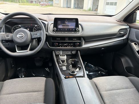 Used 2023 Nissan Rogue SV AWD/4WD image 15