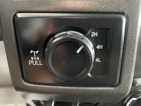 Used 2019 Ford F250 XL w/ Power Equipment Group AWD/4WD image 20