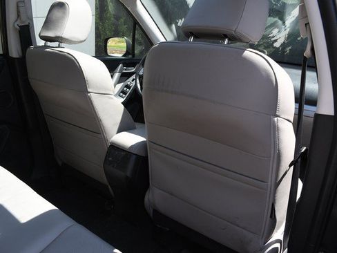 Used 2014 Subaru Forester 2.5i Touring w/ Popular Package #2 AWD/4WD image 28