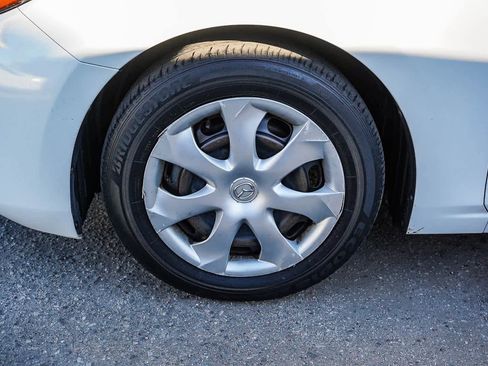 Used 2018 MAZDA MAZDA3 Sport image 4