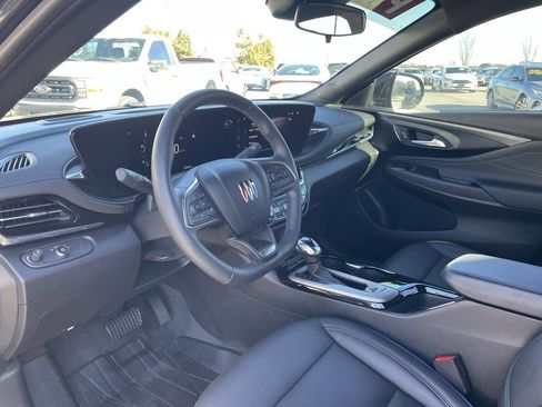Used 2024 Buick Envista Sport Touring w/ Convenience I Package image 10