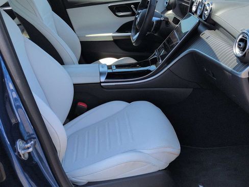 Used 2022 Mercedes-Benz C 300 4MATIC Sedan image 24