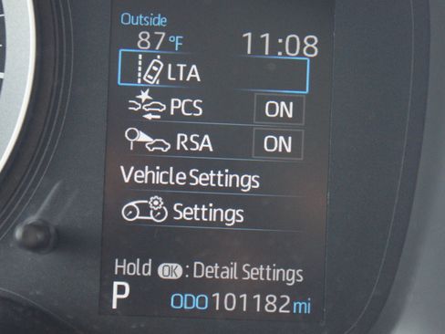 Used 2021 Toyota Corolla LE w/ Carpet Mat Package (TMS) FWD image 4