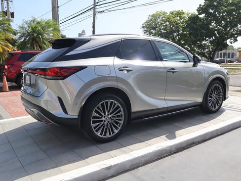 Used 2024 Lexus RX 450h AWD w/ Luxury Package image 5