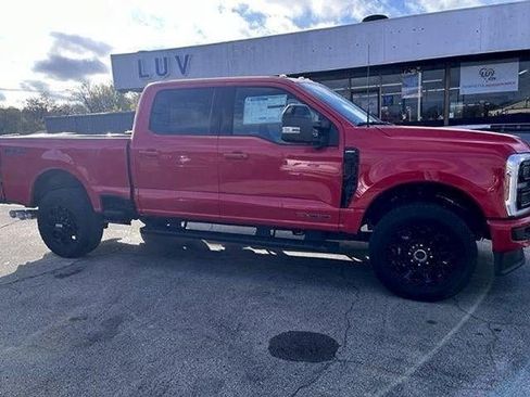 Used 2024 Ford F250 Lariat w/ Lariat Ultimate Package AWD/4WD image 2