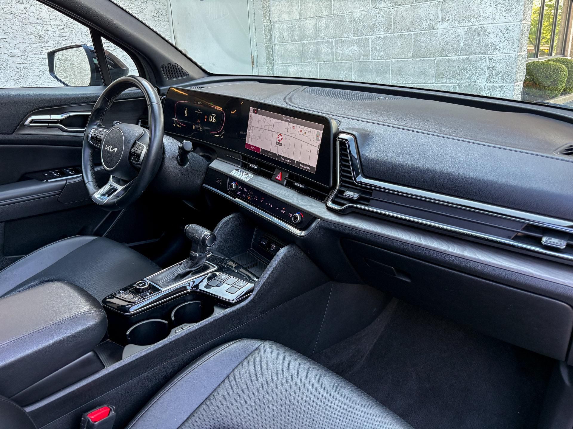 Used 2023 Kia Sportage X-Line w/ X-Line Premium Package AWD/4WD image 25