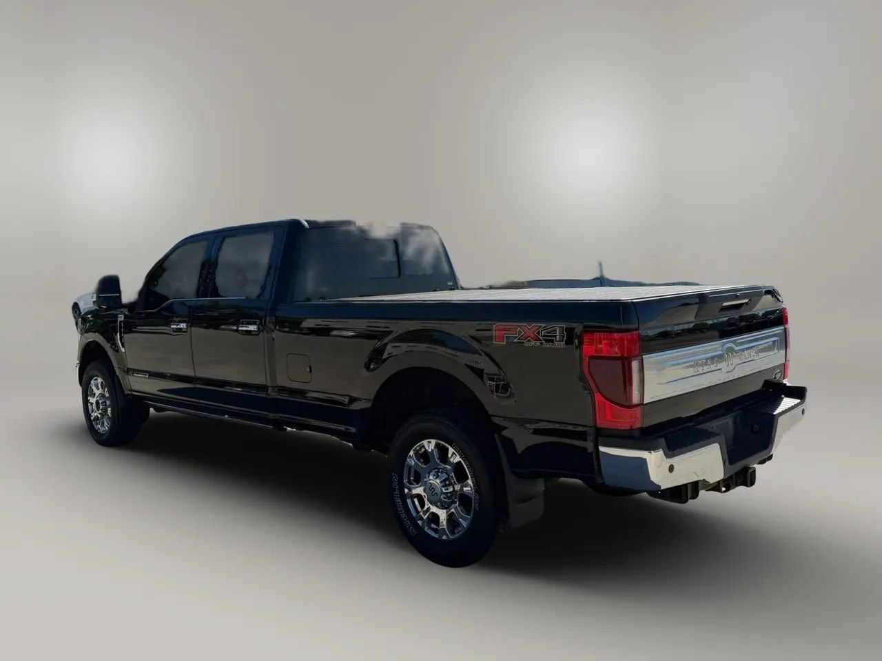 Used 2020 Ford F350 King Ranch w/ King Ranch Ultimate Package AWD/4WD image 6