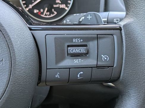 Used 2021 Nissan Rogue S FWD image 23