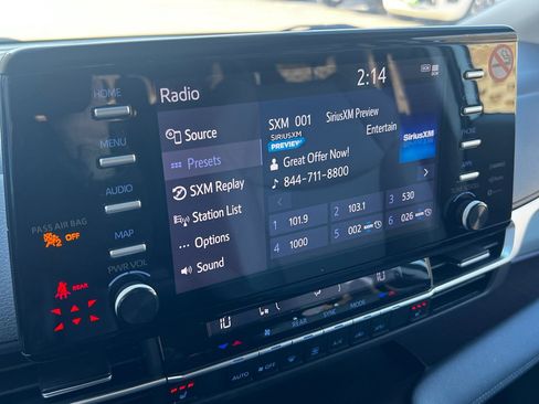 Used 2024 Toyota Sienna XLE image 30