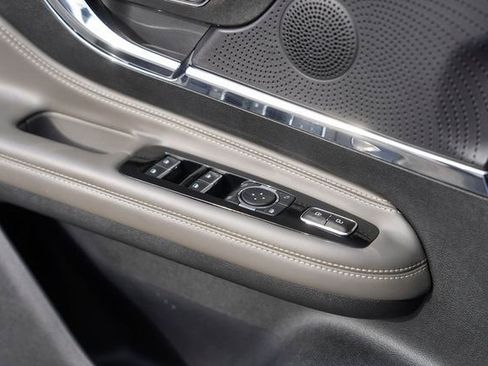 Used 2023 Lincoln Corsair Standard w/ Equipment Group 101A image 28