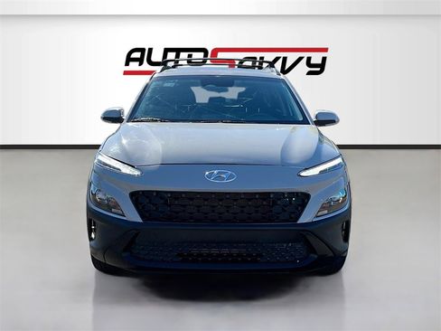 Used 2023 Hyundai Kona SEL w/ Convenience Package image 2
