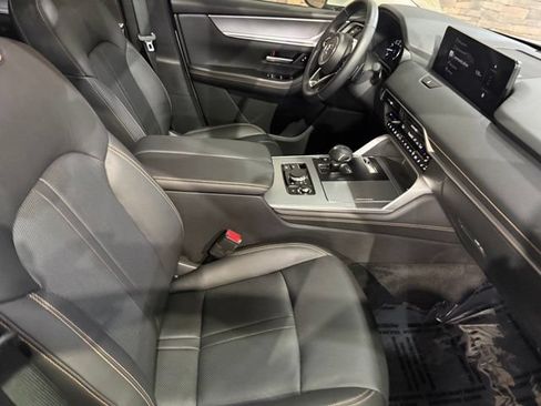Certified 2026 MAZDA CX-90 3.3 Turbo w/ Preferred Package AWD/4WD image 32