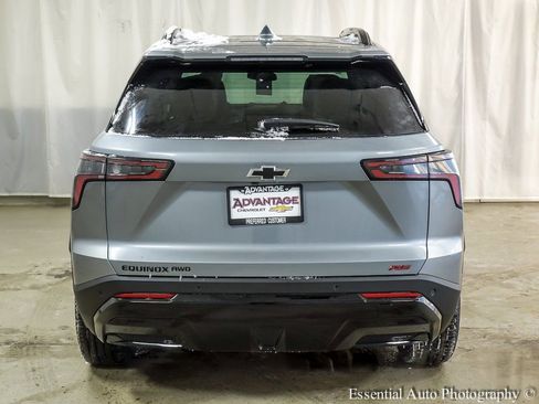 New 2026 Chevrolet Equinox RS w/ LPO, Floor Liner Package image 6