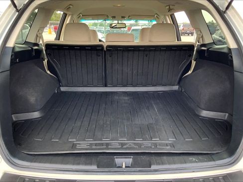 Used 2014 Subaru Outback 2.5i Premium w/ Accessory Value Package (OYT) AWD/4WD image 33