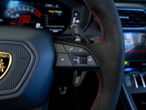 Used 2024 Lamborghini Urus Performante image 47