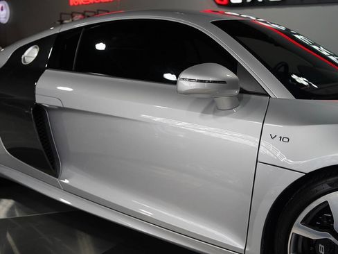 Used 2009 Audi R8 V10 AWD/4WD image 36