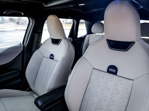 New 2026 MINI Cooper 4-Door Hardtop image 18