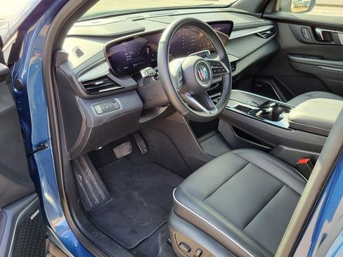 Used 2025 Buick Enclave Preferred FWD image 16
