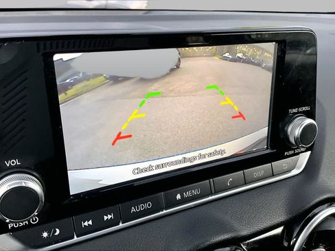 Used 2023 Nissan Sentra S FWD image 27