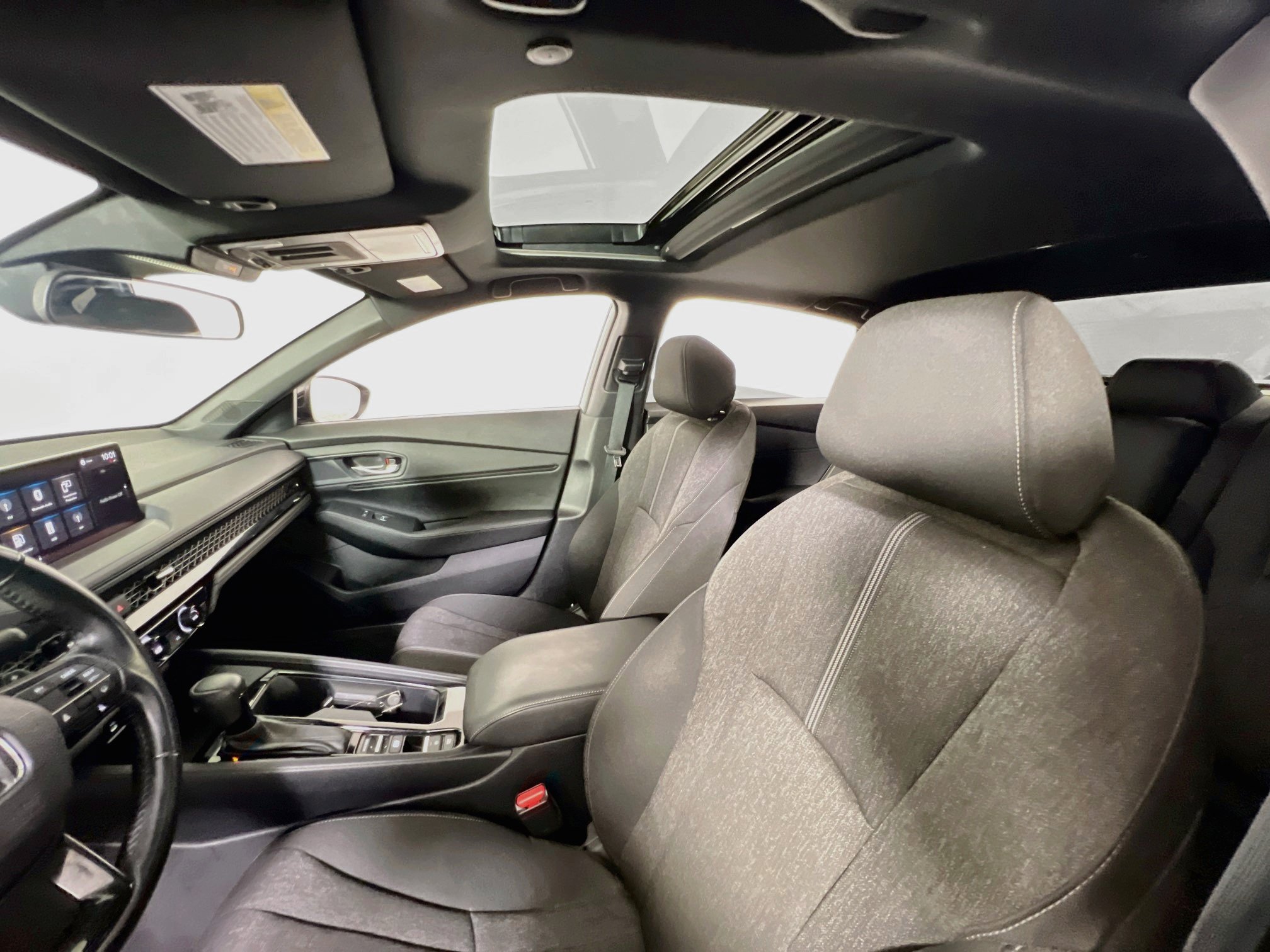 Used 2023 Honda Accord Sport image 30
