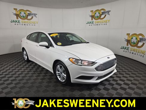 Used 2018 Ford Fusion SE w/ Fusion SE Technology Package FWD image 1