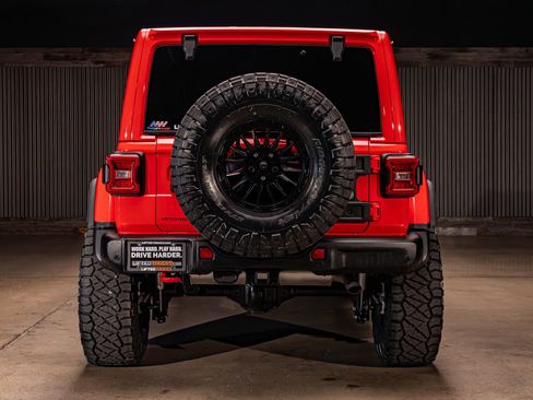 Used 2024 Jeep Wrangler Unlimited Rubicon image 8