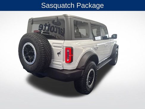 Used 2022 Ford Bronco Outer Banks w/ Sasquatch Package AWD/4WD image 5