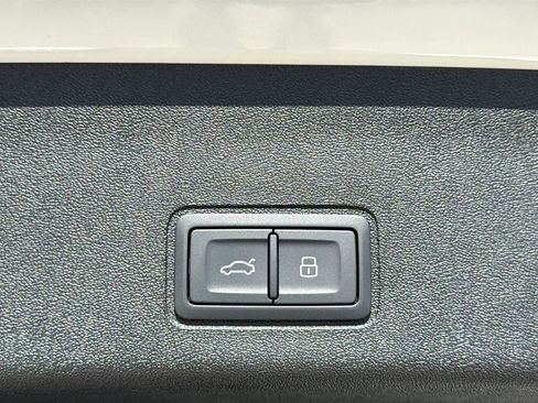 New 2026 Audi Q3 quattro 2.0T AWD/4WD image 28