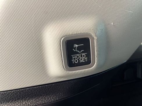 Used 2023 Jeep Grand Cherokee Limited w/ Trailer Tow Prep Group (B) image 13