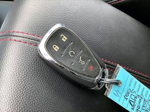 Used 2023 Chevrolet Equinox RS w/ RS Leather Package image 11