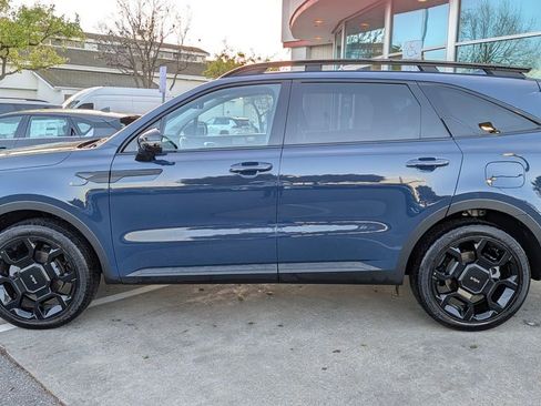 Used 2024 Kia Sorento SX image 7