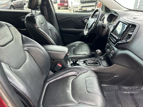 Used 2019 Jeep Cherokee Limited image 26