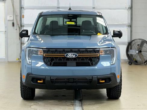Used 2026 Ford Maverick Tremor AWD/4WD image 2