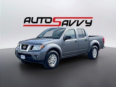 Used 2018 Nissan Frontier SV w/ Value Truck Package RWD image 3