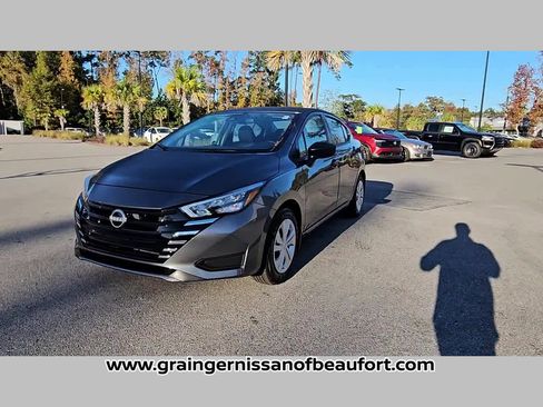 Used 2025 Nissan Versa S w/ Trunk Package image 20