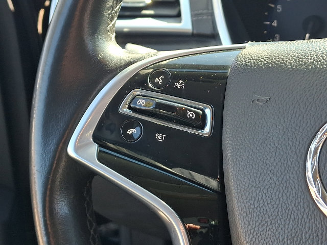 Used 2015 Cadillac SRX FWD image 6
