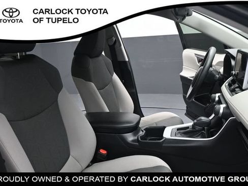 Used 2025 Toyota RAV4 XLE w/ Convenience Package FWD image 40