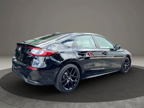 Used 2025 Honda Civic Sport image 12