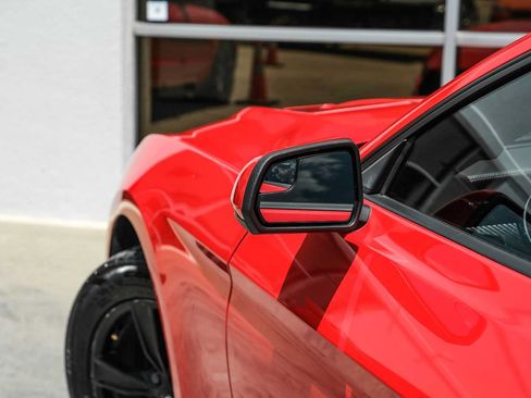Used 2020 Ford Mustang Coupe RWD image 33