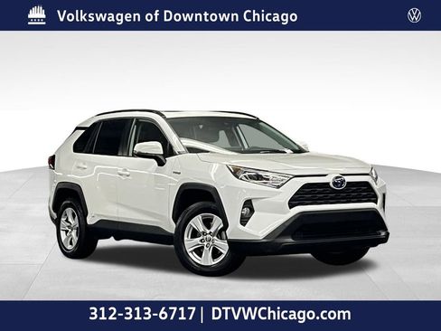 Used 2020 Toyota RAV4 XLE w/ Convenience Package AWD/4WD image 1