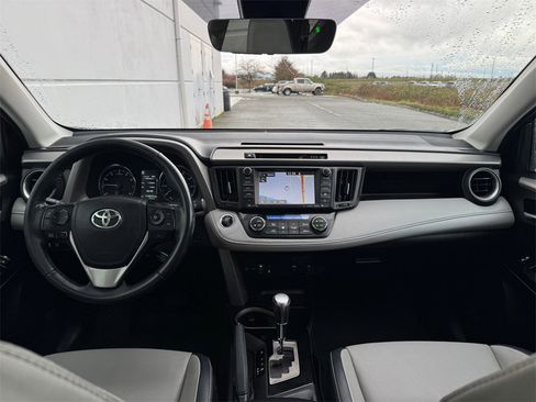 Certified 2017 Toyota RAV4 Limited image 15