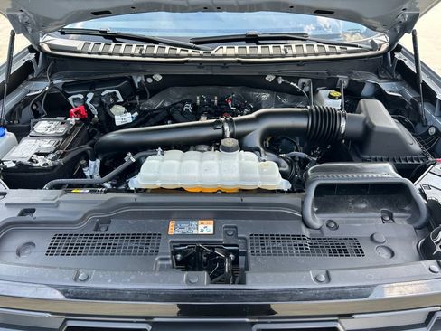 Used 2025 Ford Expedition Max Active AWD/4WD image 23