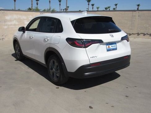 New 2026 Honda HR-V LX image 4