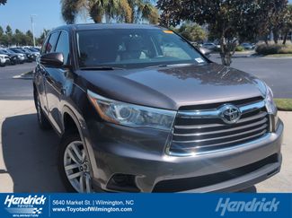 Used 2016 Toyota Highlander LE image 1