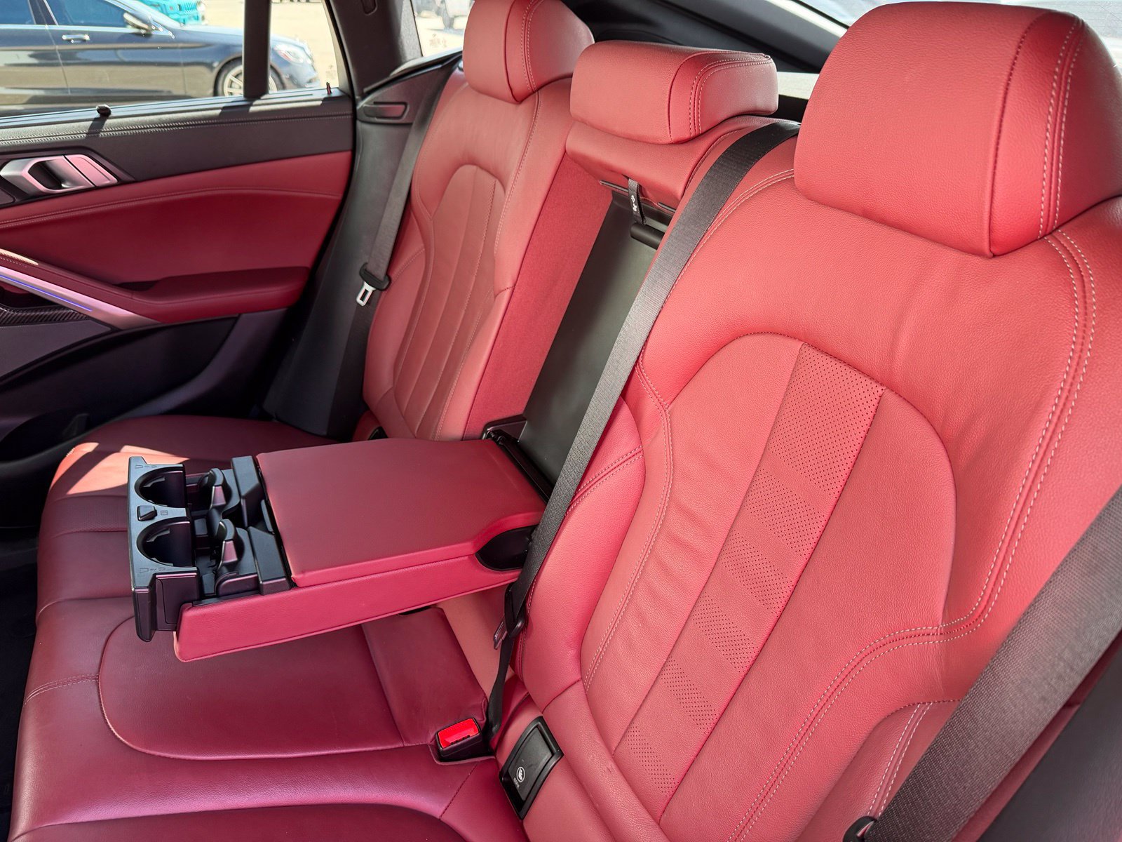 Used 2021 BMW X6 M50i w/ Executive Package AWD/4WD image 32