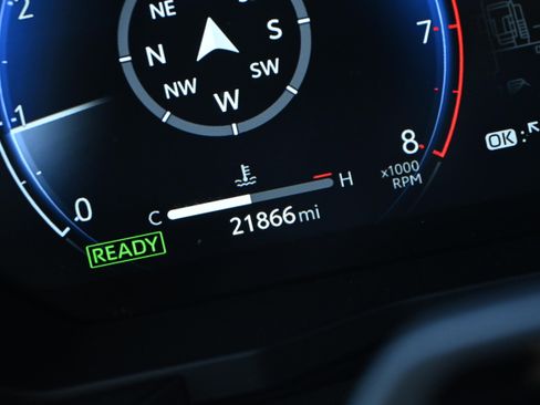 Used 2025 Toyota Land Cruiser w/ Premium Package image 35